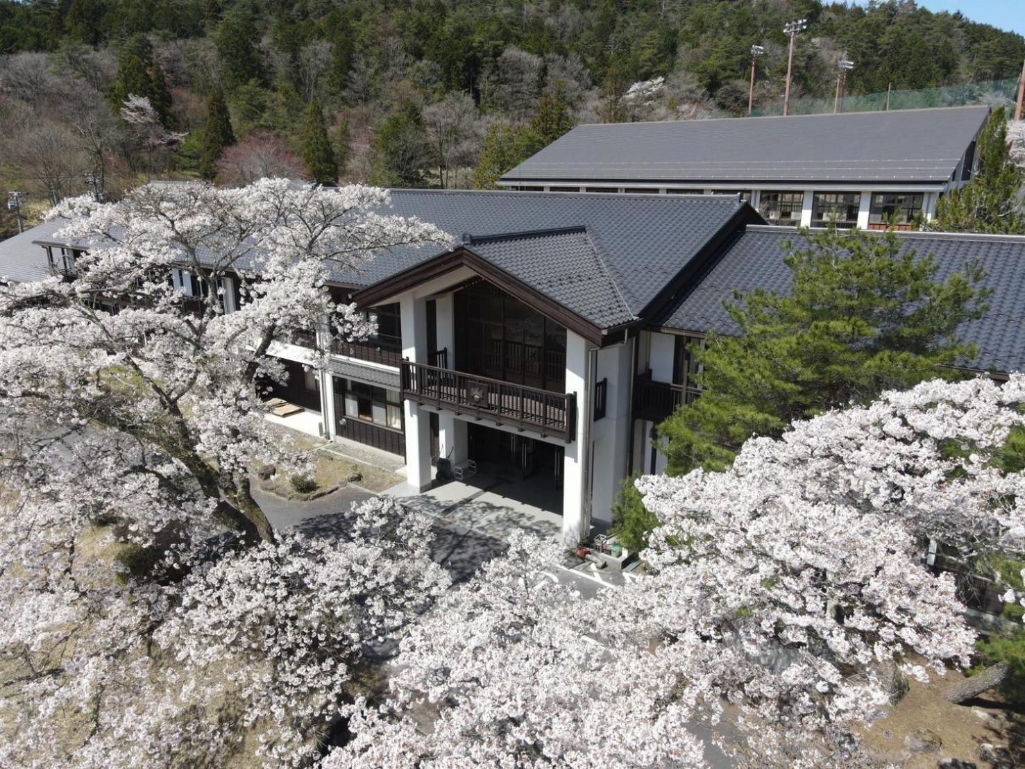 馬籠ふるさと学校 Magome Furusato Gakkou Накацугава Экстерьер фото